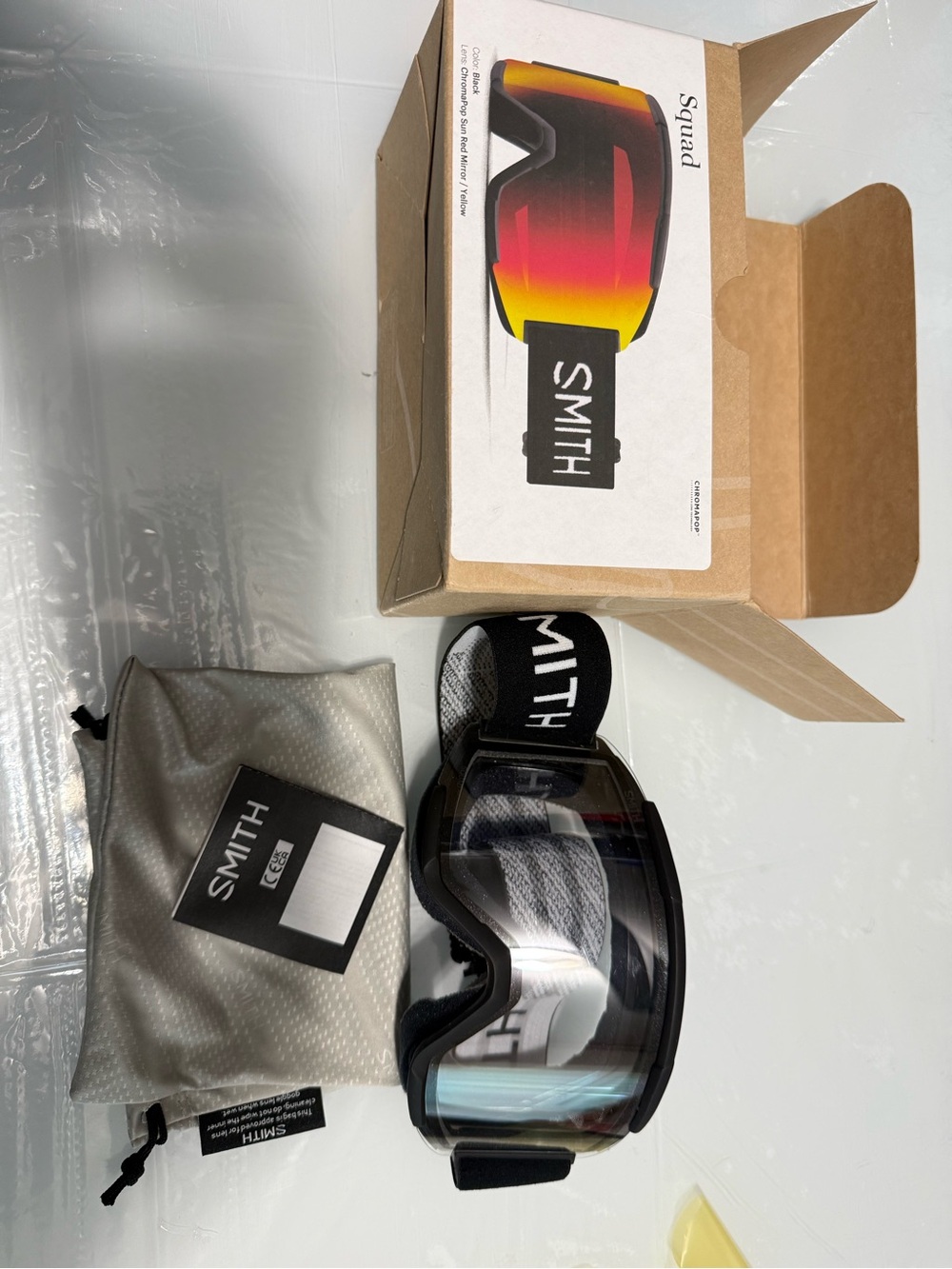 SMITH Goggles Lens and Black Strap (missing Chromapop Lens, & small scratch)